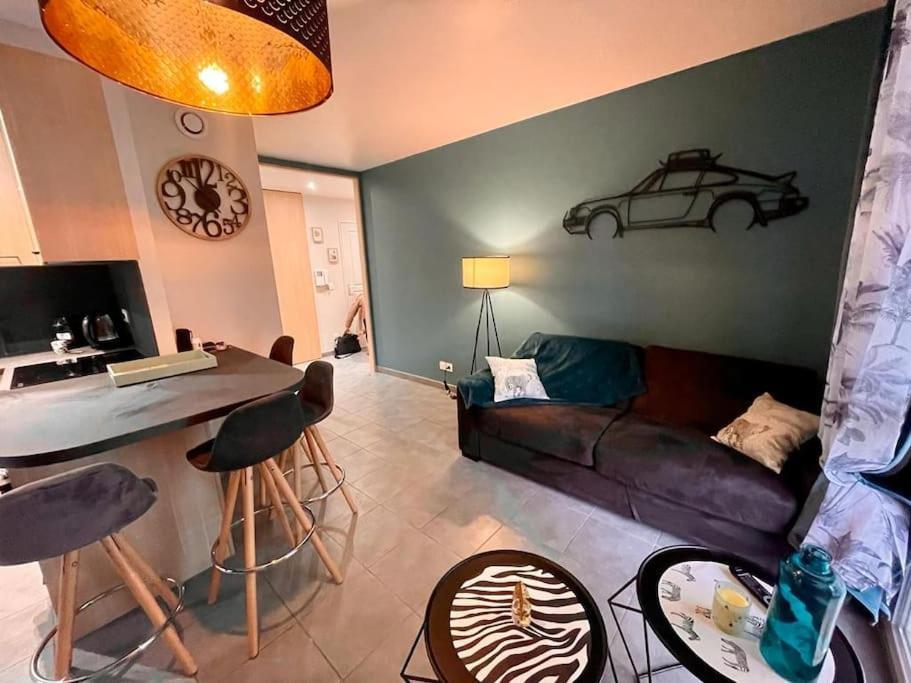 Elegant 45 M2 Lyon 6 + Garage. Idealement Situe Exterior photo